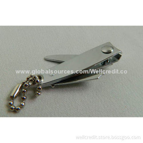 Nail clipper with file and chain in durable usage